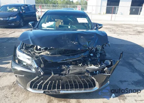 2024 Lexus Es 350 from USA, damaged, VIN 58ADZ1B19RU165106